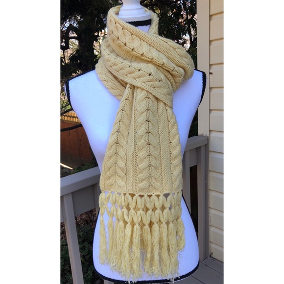 Brooks Brothers Accessories - 🆕 Brooks Brothers Cashmere Wool Cable Knit Scarf